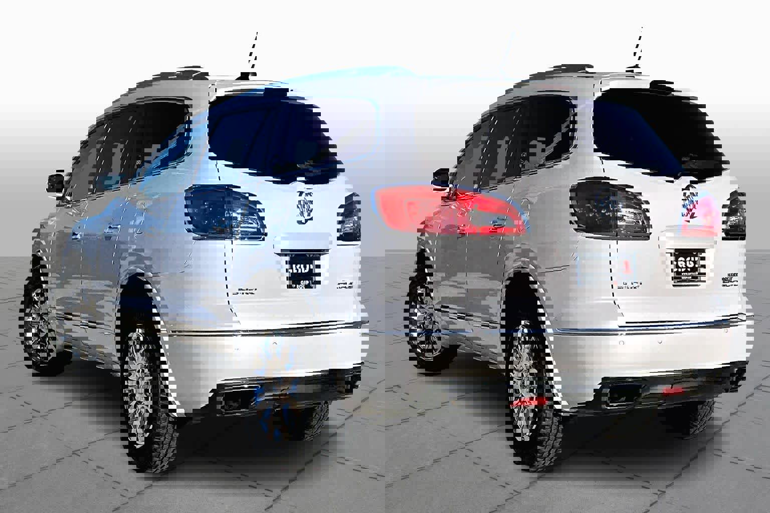 Used 2017 Buick Enclave Leather image 10