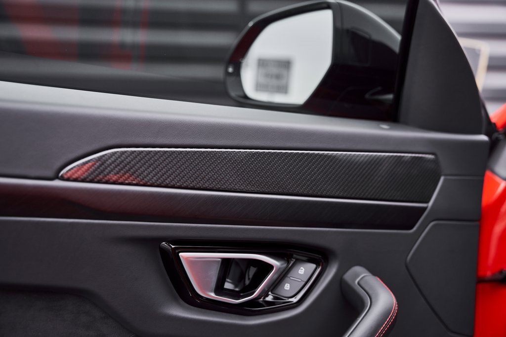 Used 2021 Lamborghini Urus image 34