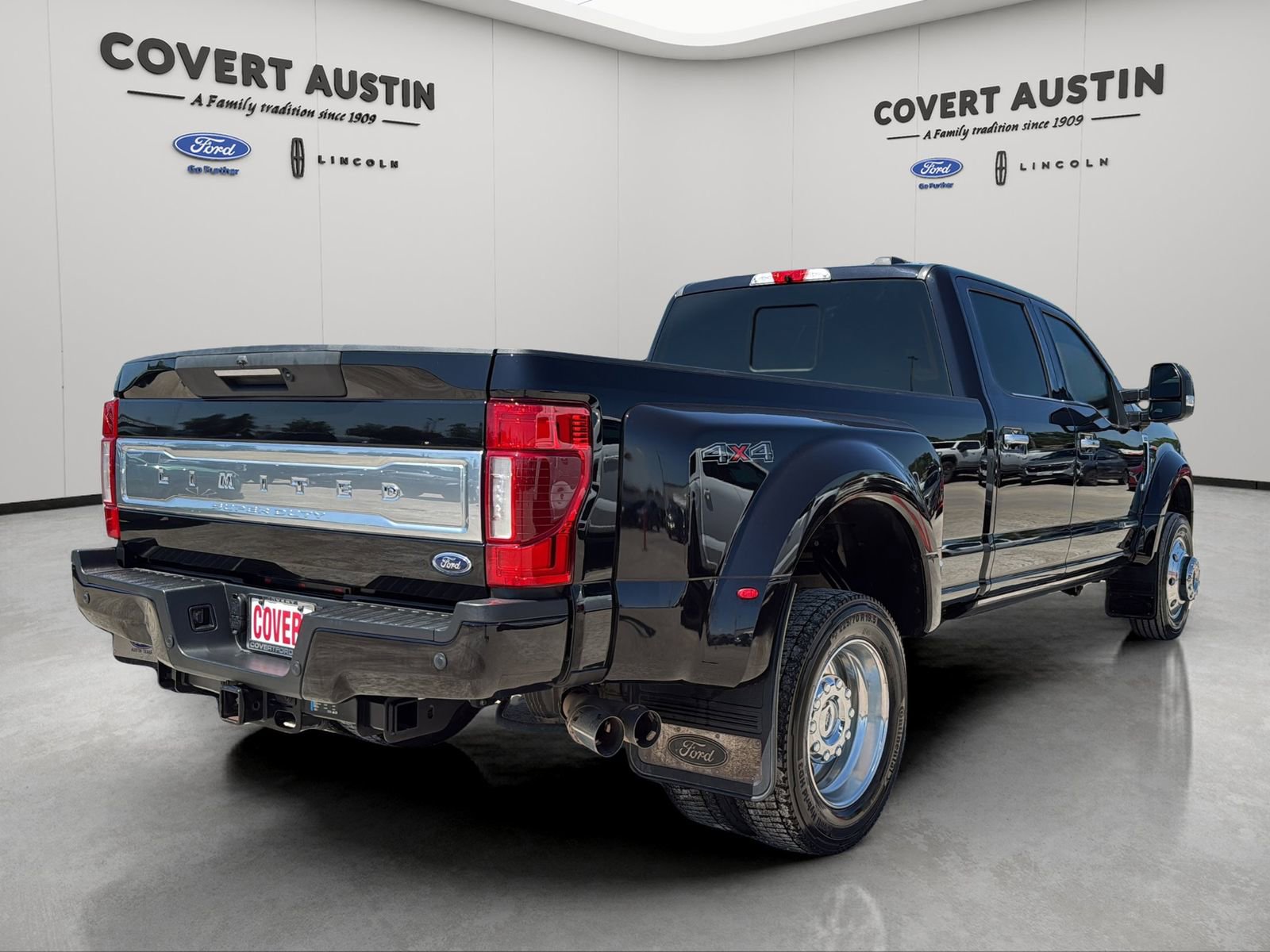 Used 2020 Ford F450 Limited w/ FX4 Off-Road Package AWD/4WD image 5