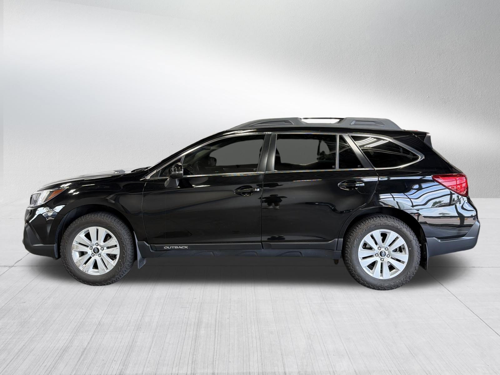Used 2019 Subaru Outback 2.5i Premium AWD/4WD image 4