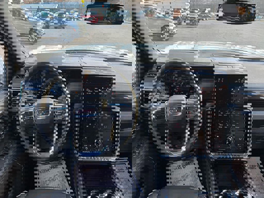 New 2026 GMC Yukon XL Elevation image 18