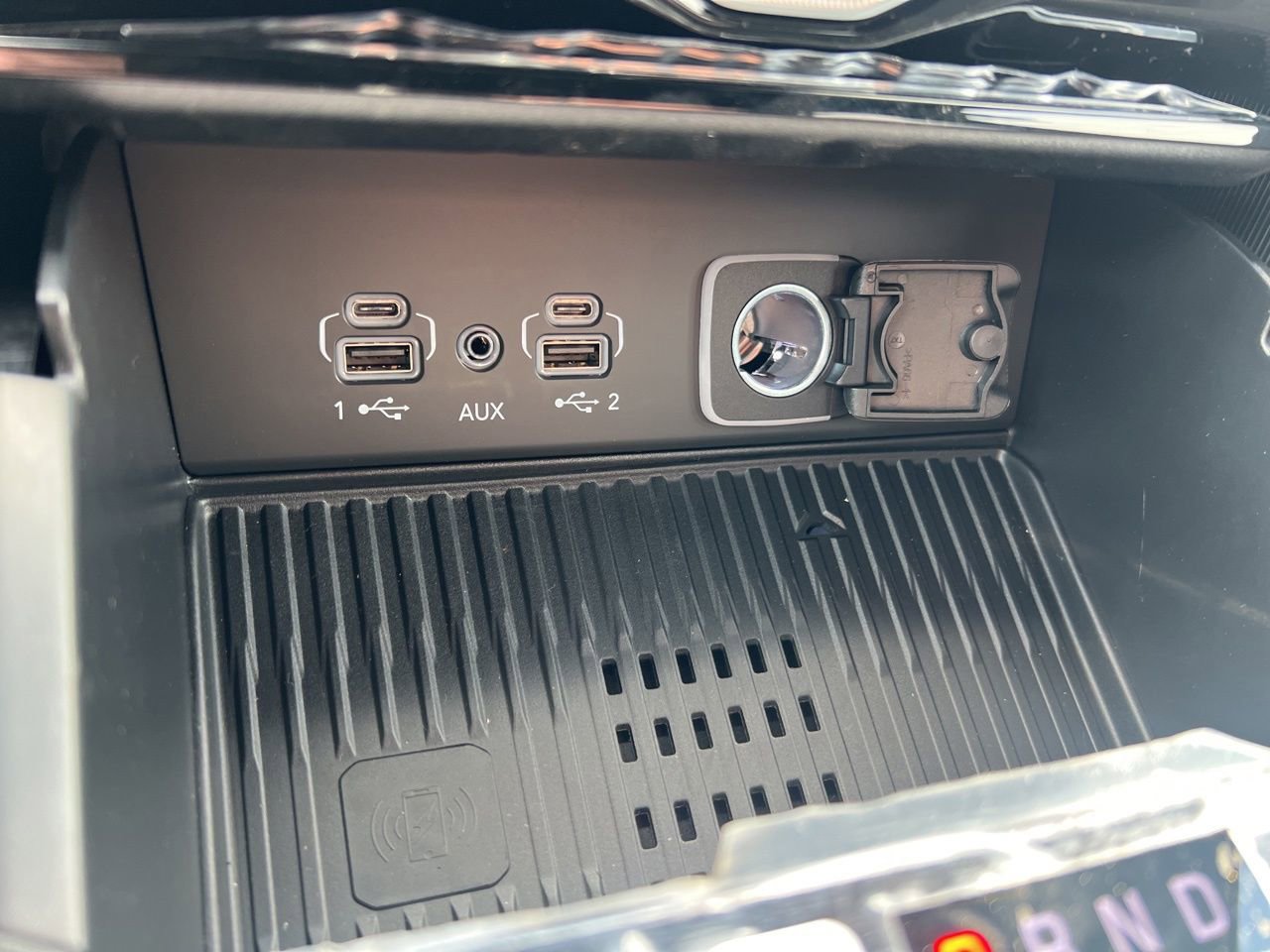 New 2026 Jeep Grand Cherokee Altitude AWD/4WD image 26