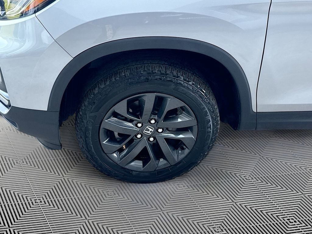 Used 2024 Honda Ridgeline Sport image 35