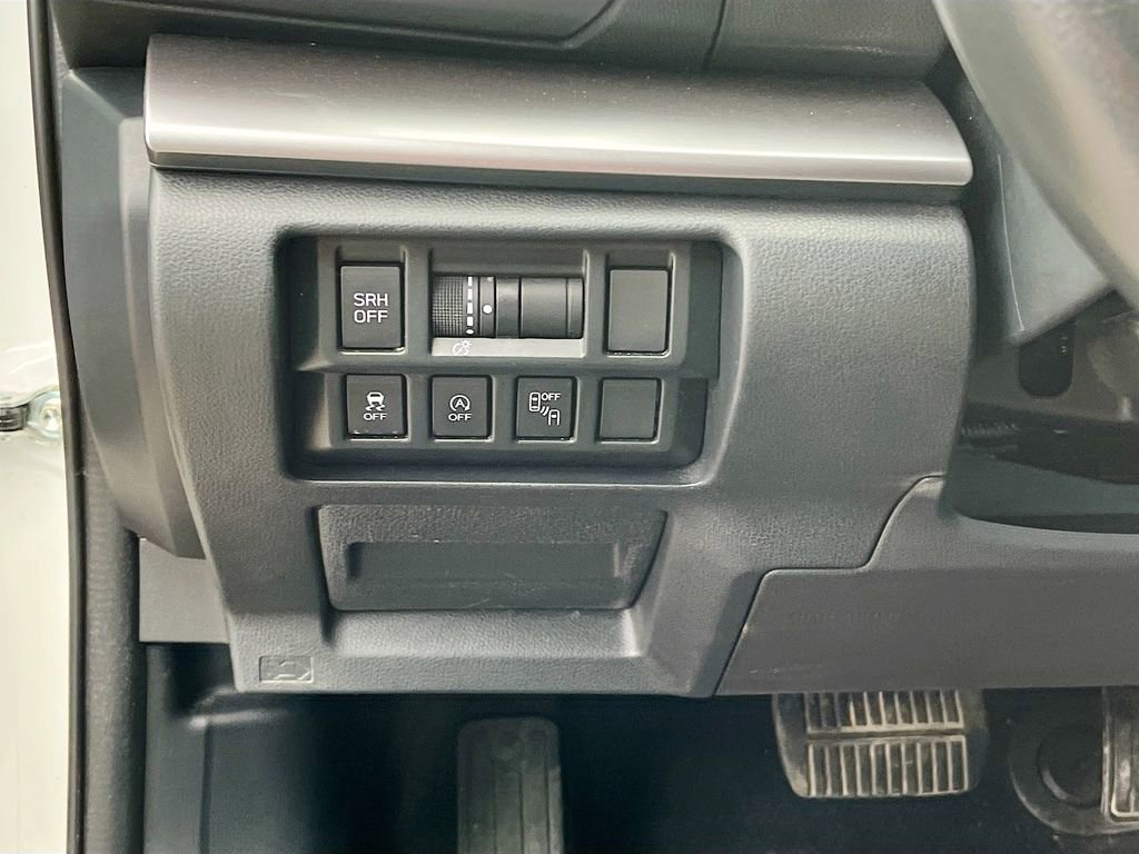 Used 2022 Subaru Crosstrek 2.5i Limited w/ Moonroof Package 2 image 10