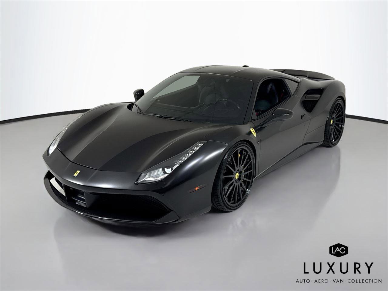 Used 2017 Ferrari 488 GTB RWD image 4