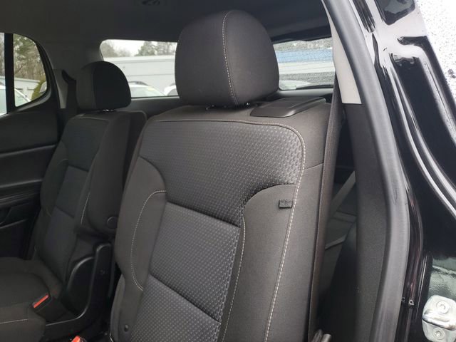 Used 2022 GMC Acadia SLE image 13