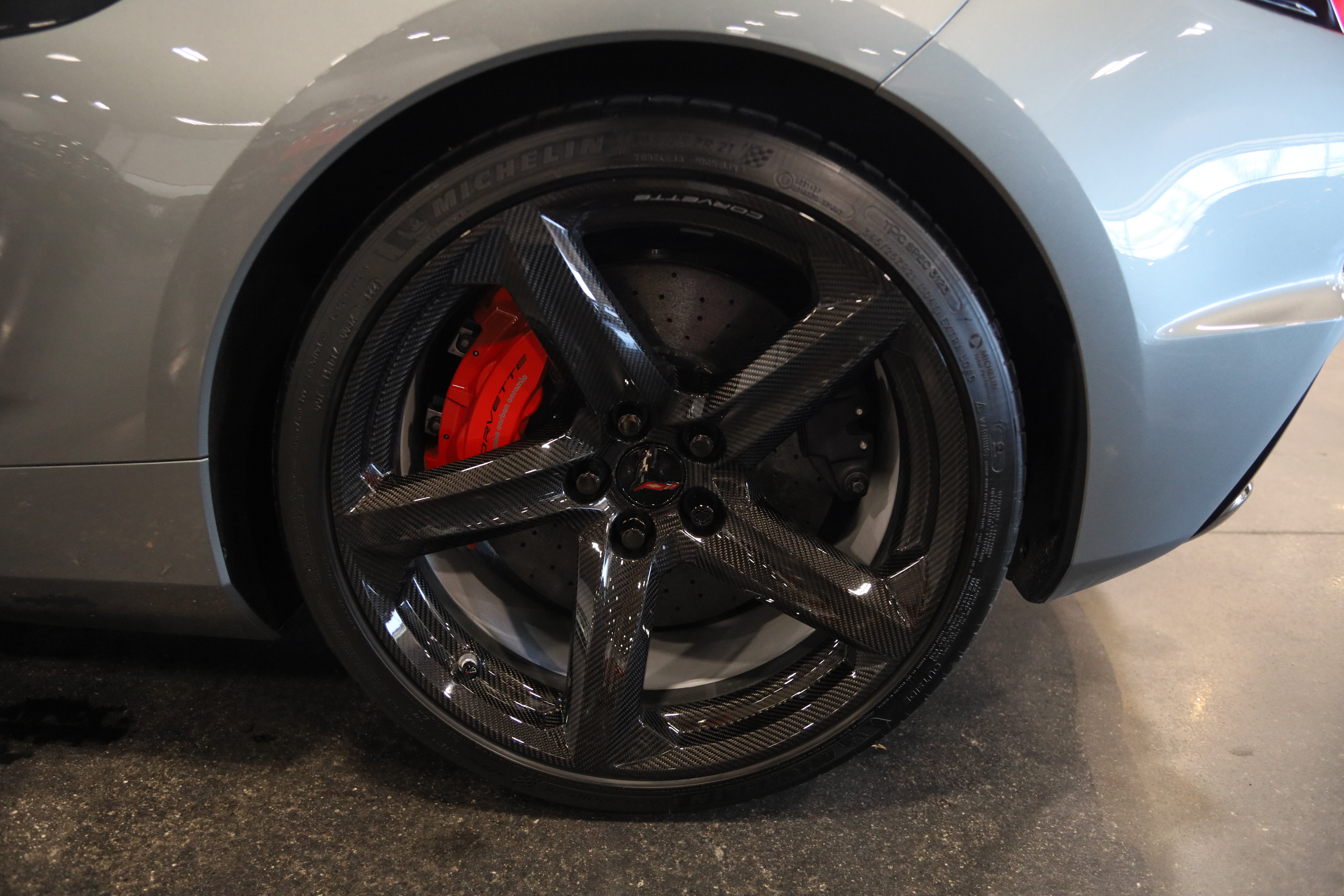 Used 2024 Chevrolet Corvette Z06 RWD image 14