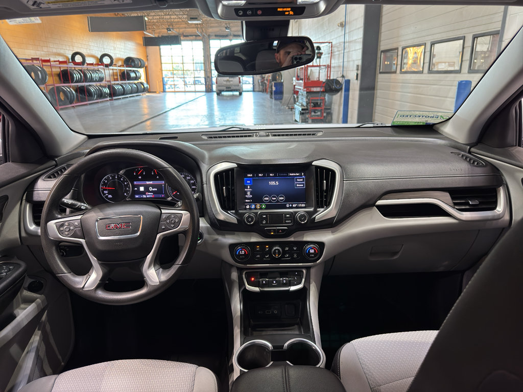 Used 2022 GMC Terrain SLE w/ Driver Convenience Package FWD image 13