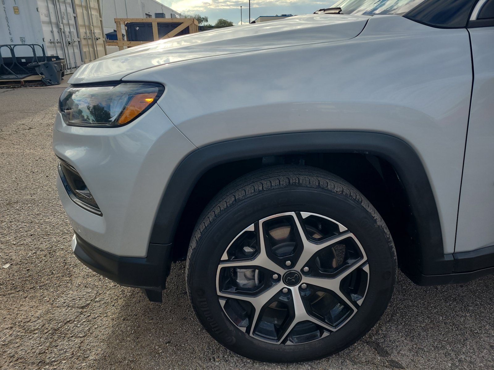 Used 2025 Jeep Compass Limited AWD/4WD image 10