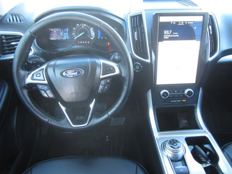Used 2023 Ford Edge SEL w/ Convenience Package image 9