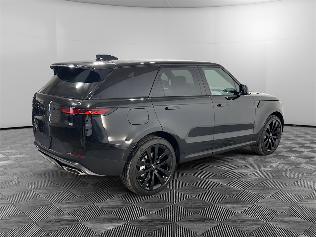 New 2025 Land Rover Range Rover Sport SE image 5