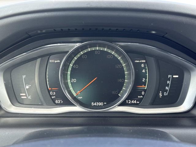 Used 2017 Volvo XC60 T5 Inscription w/ Preferred Option Package image 29
