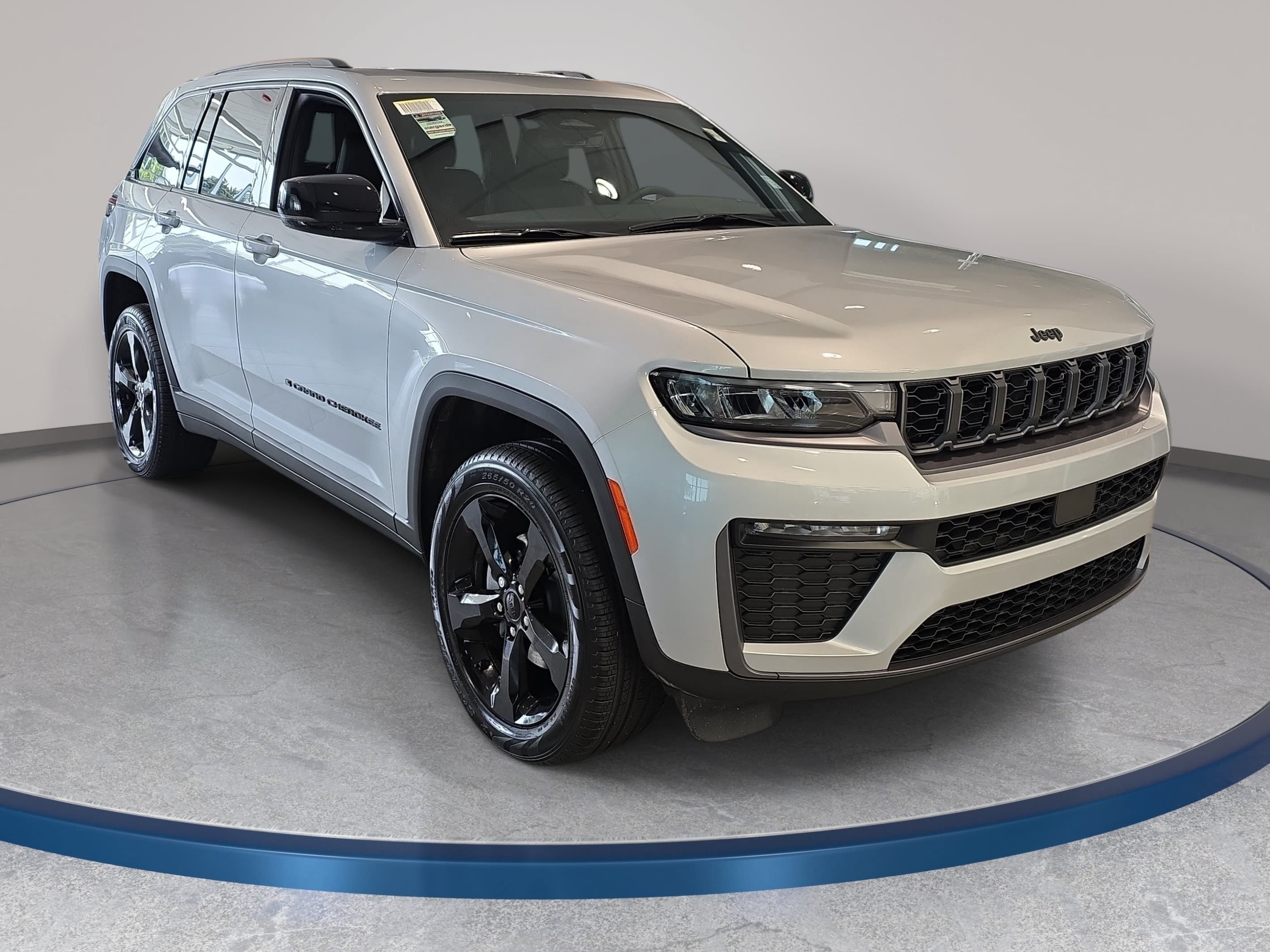 New 2026 Jeep Grand Cherokee Limited w/ Limited Altitude Package AWD/4WD image 3
