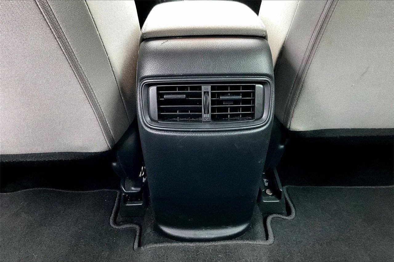 Used 2020 Honda CR-V LX image 15