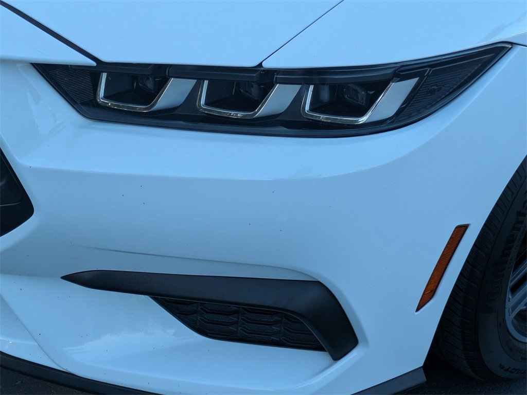 Used 2024 Ford Mustang Premium image 11