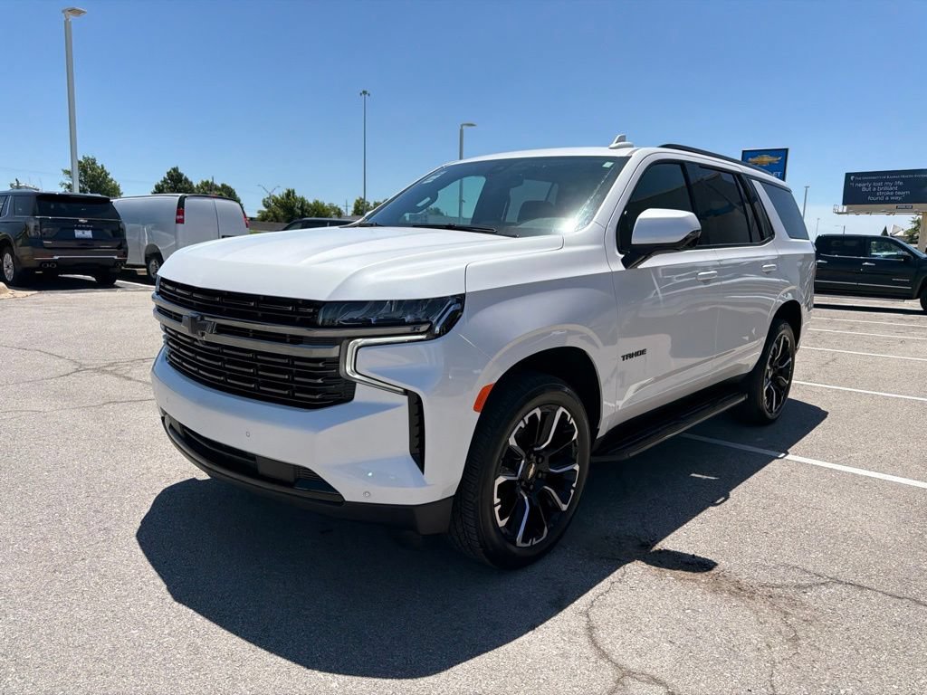 Used 2022 Chevrolet Tahoe RST w/ Sport Performance Package AWD/4WD image 7