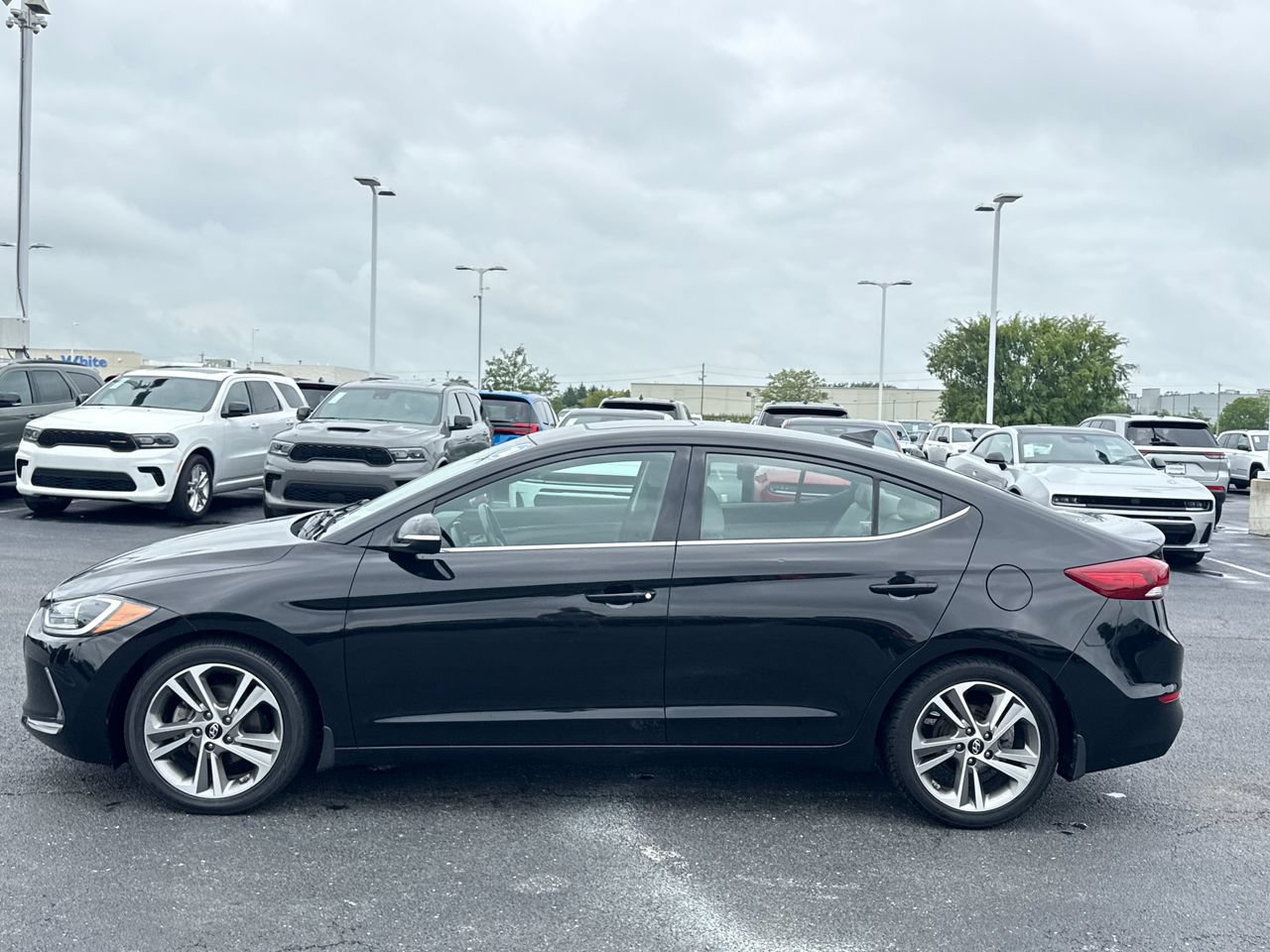 Used 2018 Hyundai Elantra Limited w/ Limited Ultimate Package 02 FWD image 6