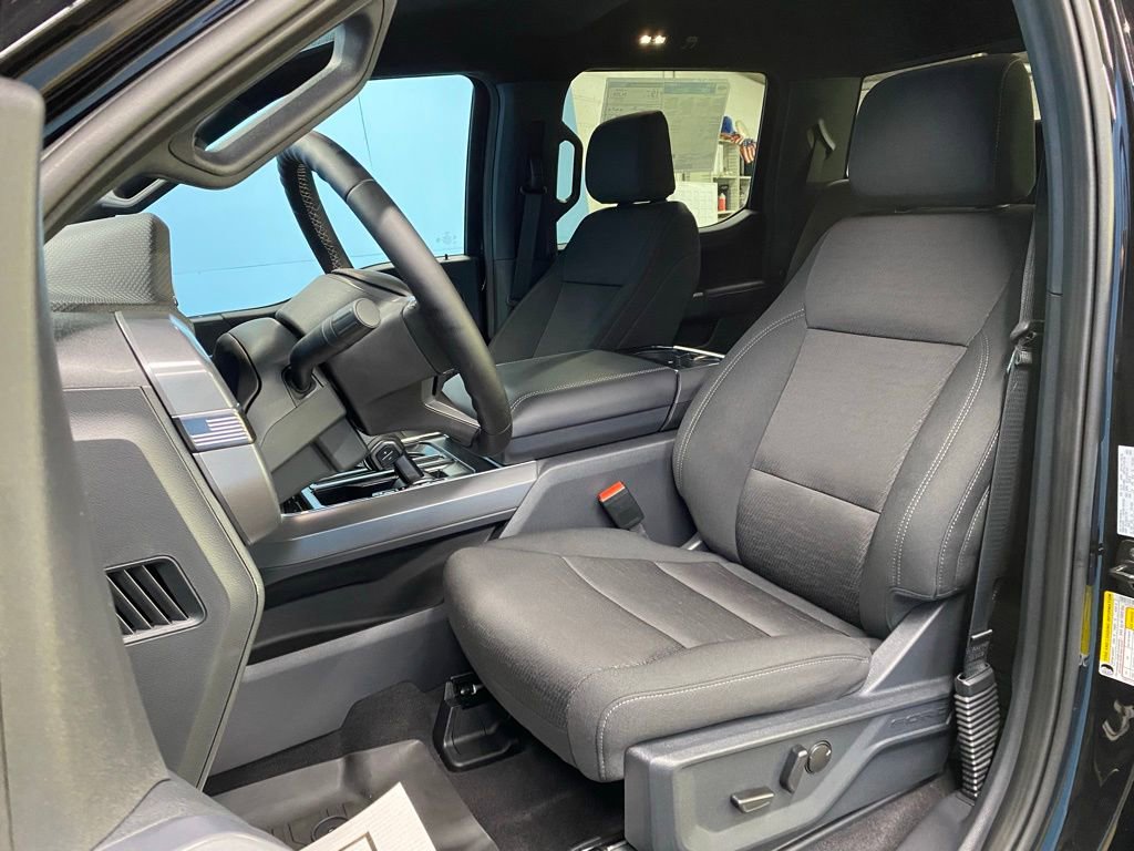 New 2025 Ford F150 XLT w/ Equipment Group 302A MID image 18