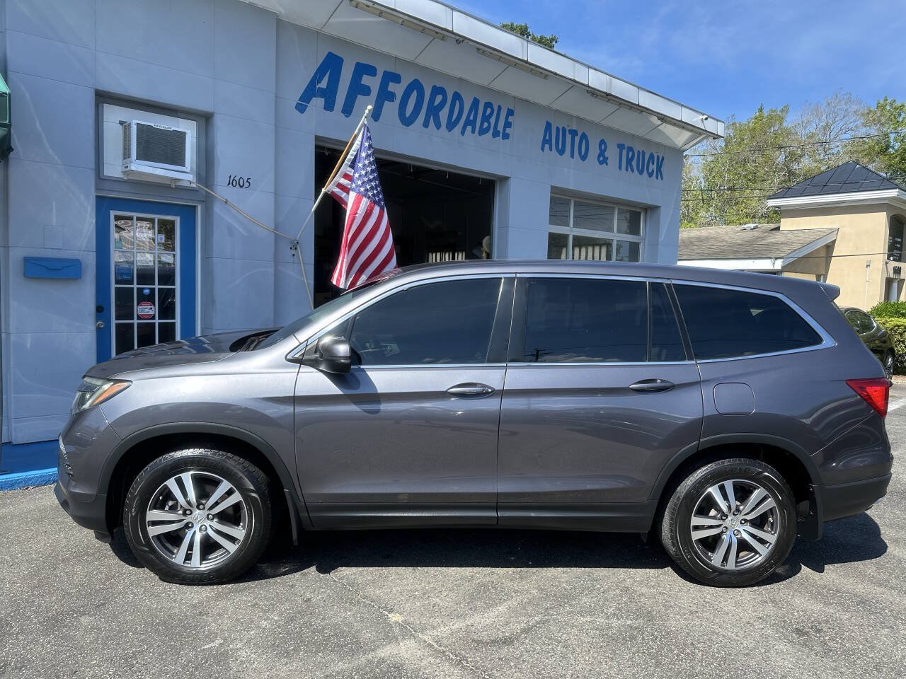 Used 2018 Honda Pilot EX image 7