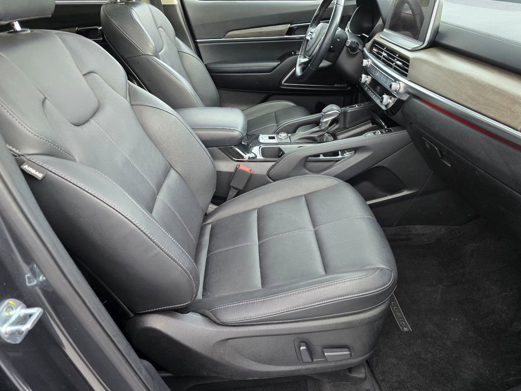 Used 2020 Kia Telluride SX image 13