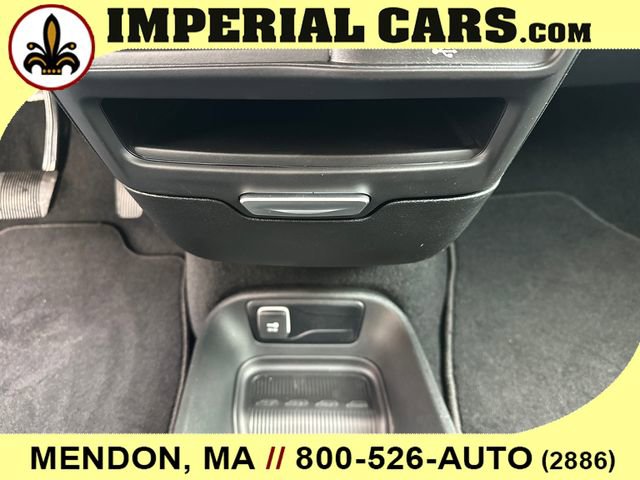 New 2026 Chrysler Pacifica Select image 30