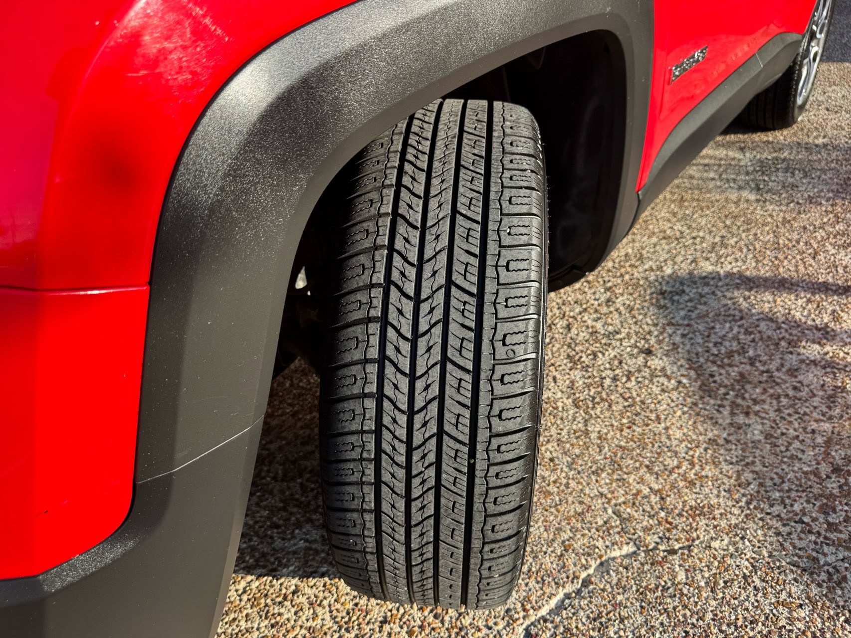 Used 2016 Jeep Renegade Limited FWD image 28