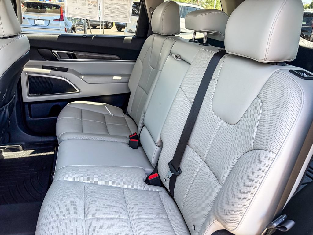 Used 2020 Kia Telluride EX FWD image 41