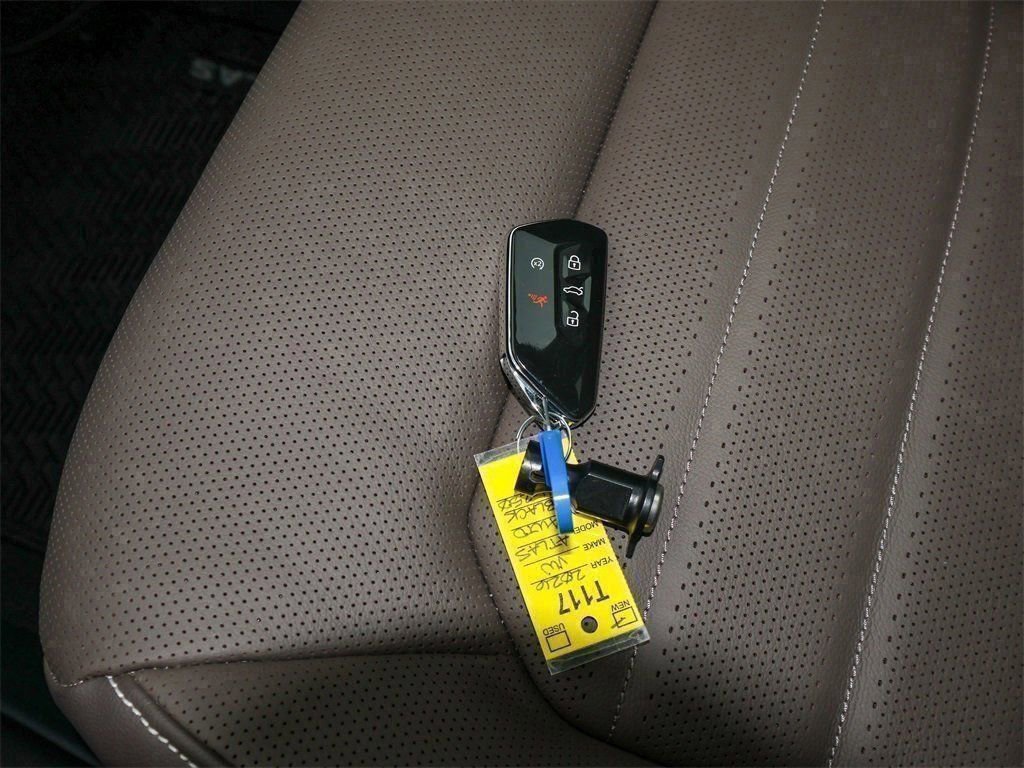 New 2026 Volkswagen Atlas SEL image 31