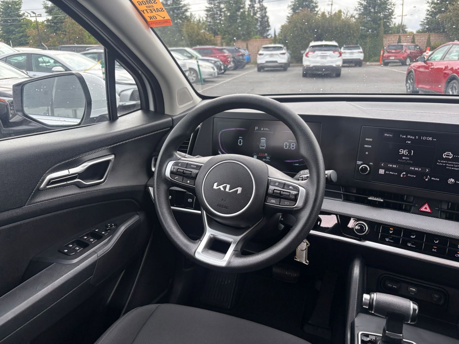 Used 2025 Kia Sportage LX FWD image 33
