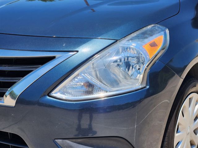 Used 2016 Nissan Versa S FWD image 9