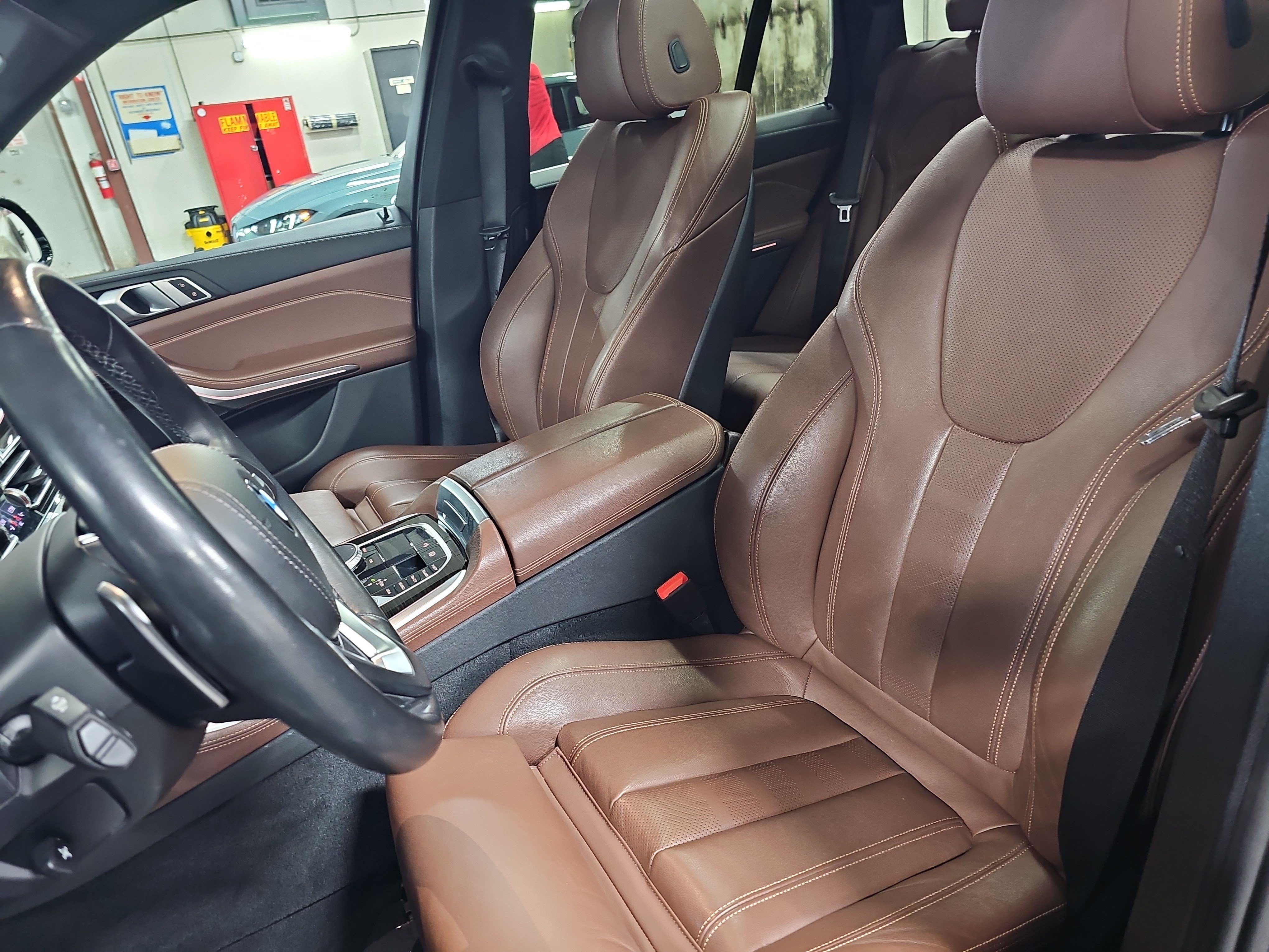 Used 2020 BMW X5 xDrive40i w/ Premium Package AWD/4WD image 15
