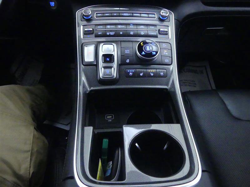 Used 2023 Hyundai Santa Fe Limited AWD/4WD image 19
