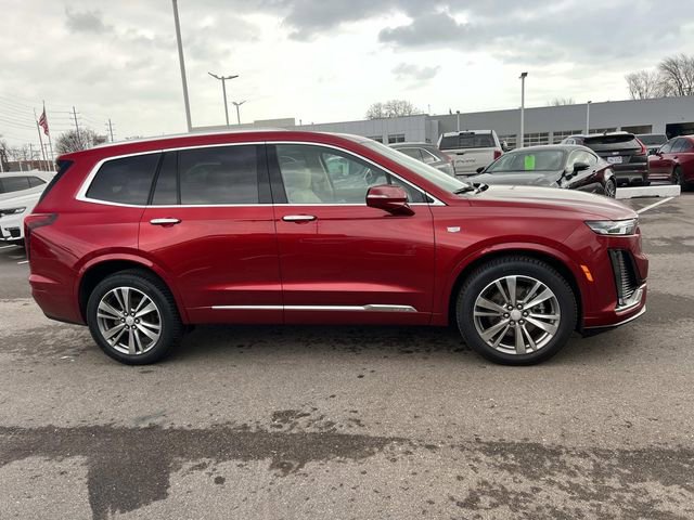 Used 2022 Cadillac XT6 Premium Luxury w/ LPO, Floor Liner Package AWD/4WD image 61