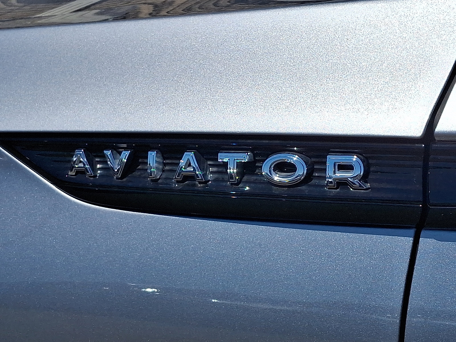 Used 2023 Lincoln Aviator Reserve w/ Equipment Group 201A AWD/4WD image 30