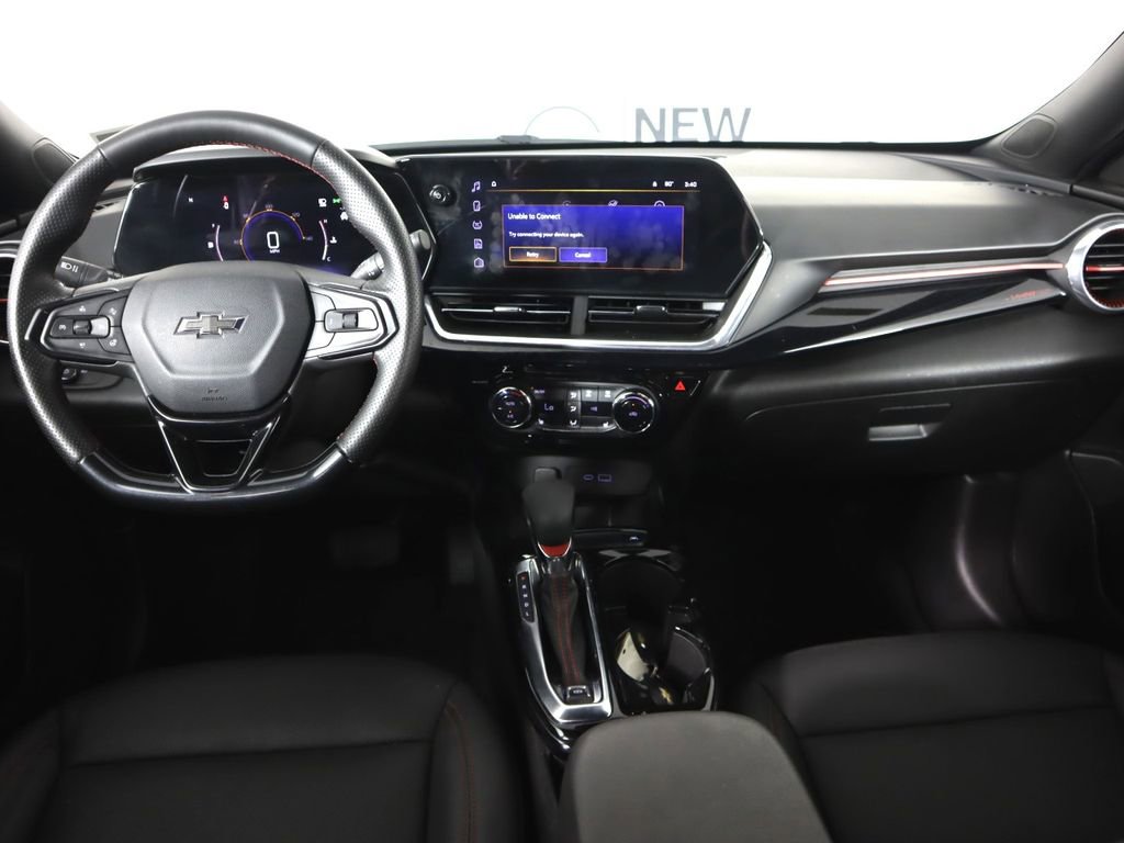 Used 2024 Chevrolet Trax RS image 18