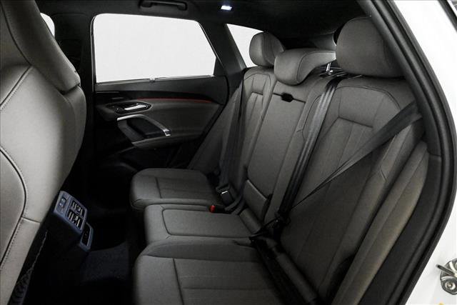 New 2025 Audi Q5 Premium Plus image 12