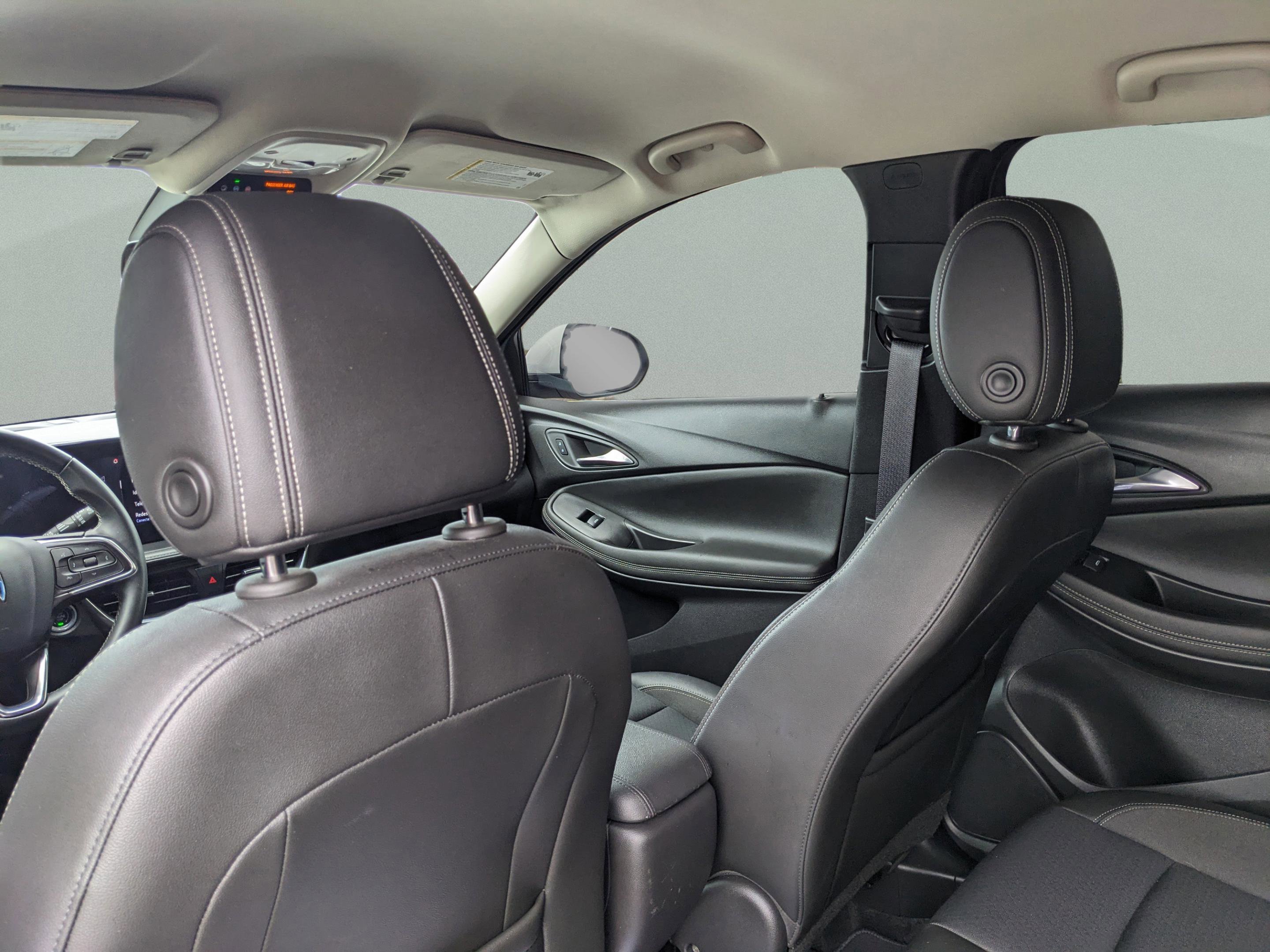 Used 2025 Buick Encore GX Preferred image 17