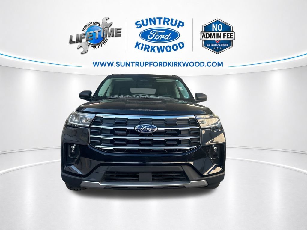 Used 2025 Ford Explorer Active w/ Active Comfort Package AWD/4WD image 10