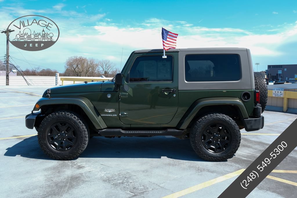 Used 2008 Jeep Wrangler Sahara w/ Dual Top Group AWD/4WD image 8