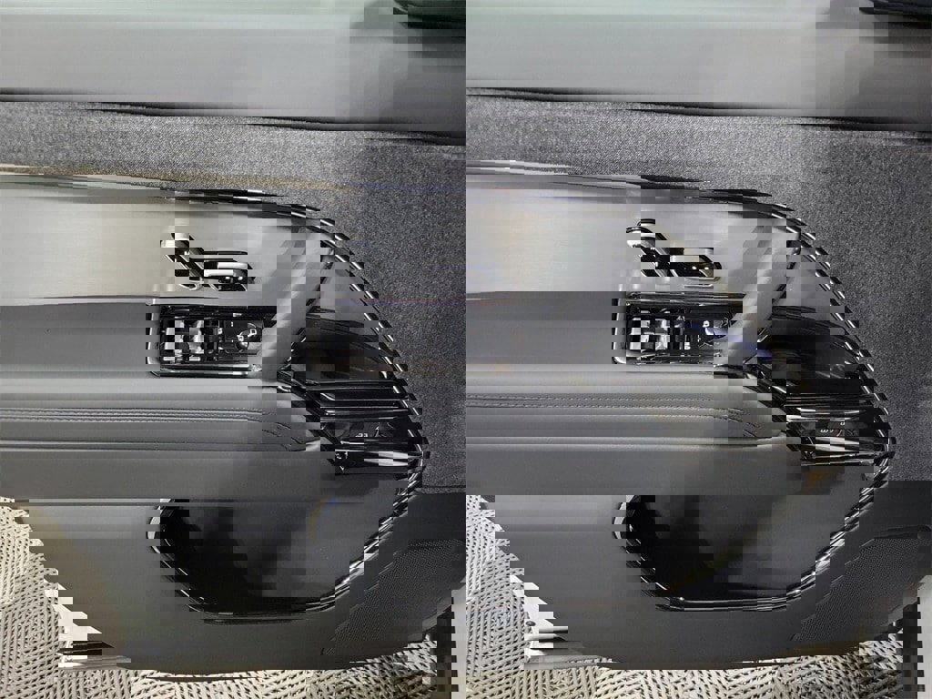 New 2025 Land Rover Range Rover Sport Dynamic SE image 14