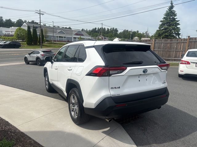 Used 2024 Toyota RAV4 LE AWD/4WD image 6
