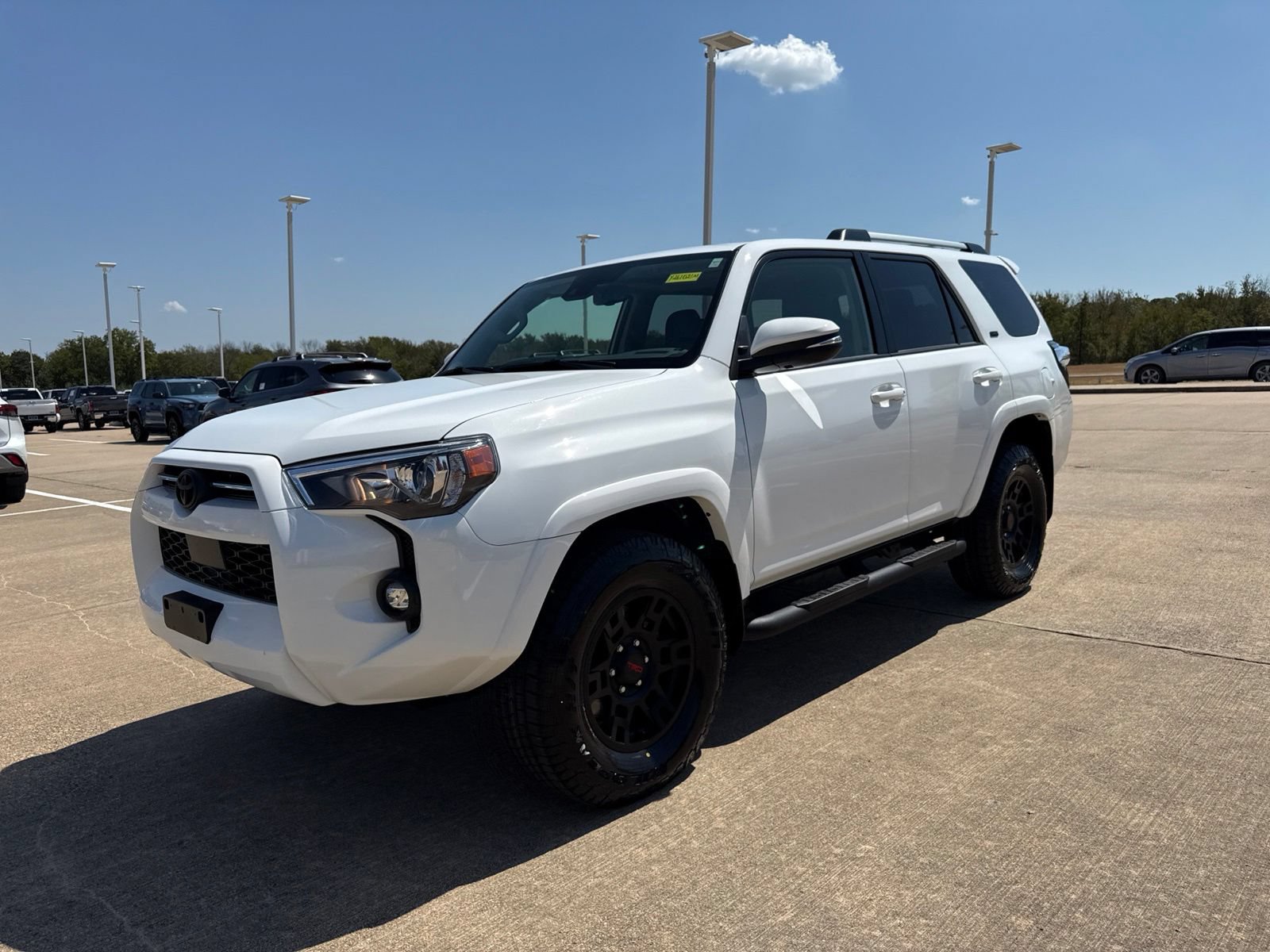 Used 2024 Toyota 4Runner SR5 Premium w/ Moonroof Package AWD/4WD image 2