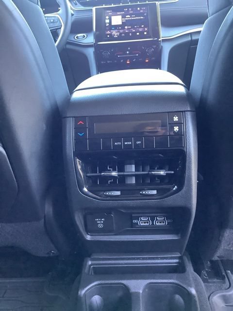 Certified 2023 Jeep Grand Cherokee L Laredo w/ Luxury Tech Group I AWD/4WD image 19