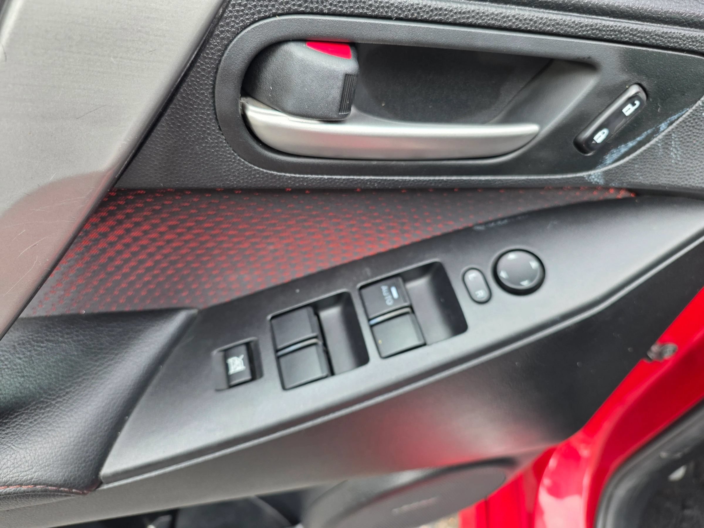 Used 2013 MAZDA MAZDA3 Touring FWD image 12