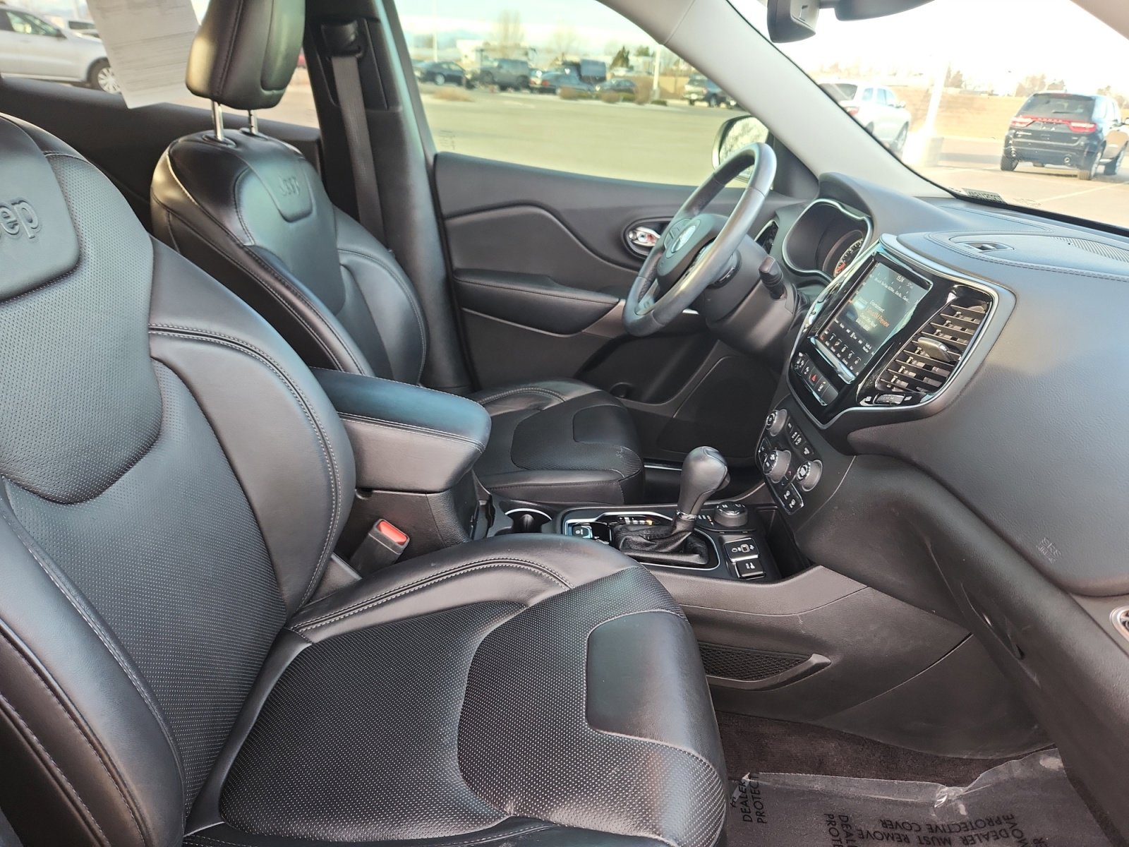 Used 2019 Jeep Cherokee Limited w/ Technology Group image 20