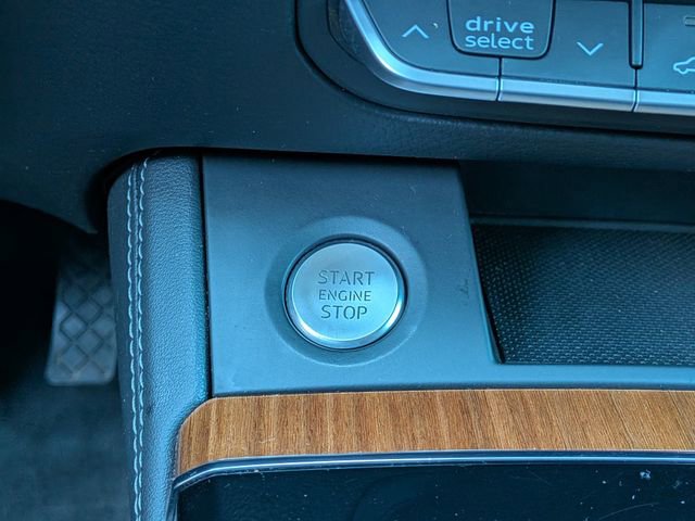 Used 2021 Audi Q5 e Premium Plus w/ Premium Plus Package image 29