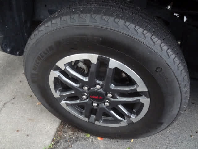 Used 2024 Toyota Tacoma TRD Sport AWD/4WD image 14