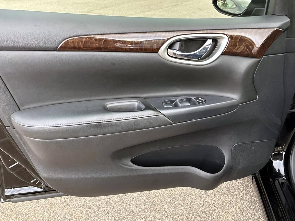 Used 2014 Nissan Sentra SL w/ Premium Package FWD image 21