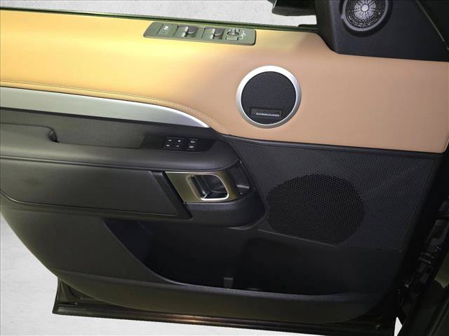 New 2026 Land Rover Discovery Limited Edition AWD/4WD image 27