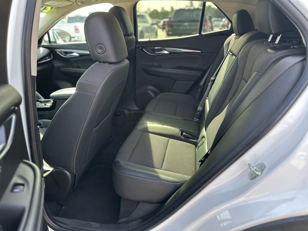 Used 2023 Buick Envision Preferred image 29